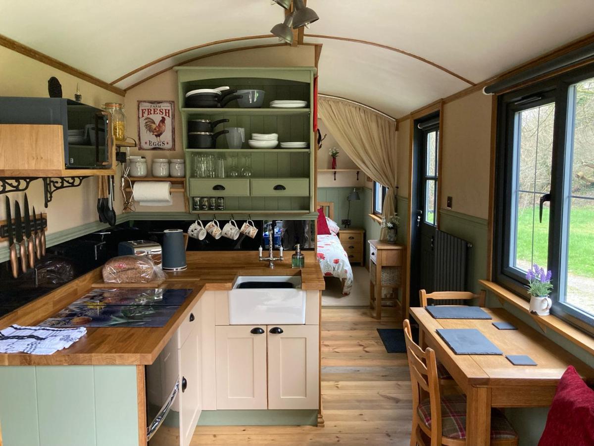 Brook The Shepherd Hut Saltash Exterior foto